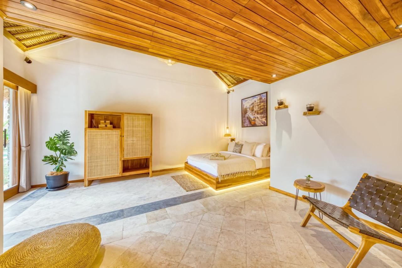 Tango - New Luxurious 7bdr Prime Location Villa Seminyak (Bali)