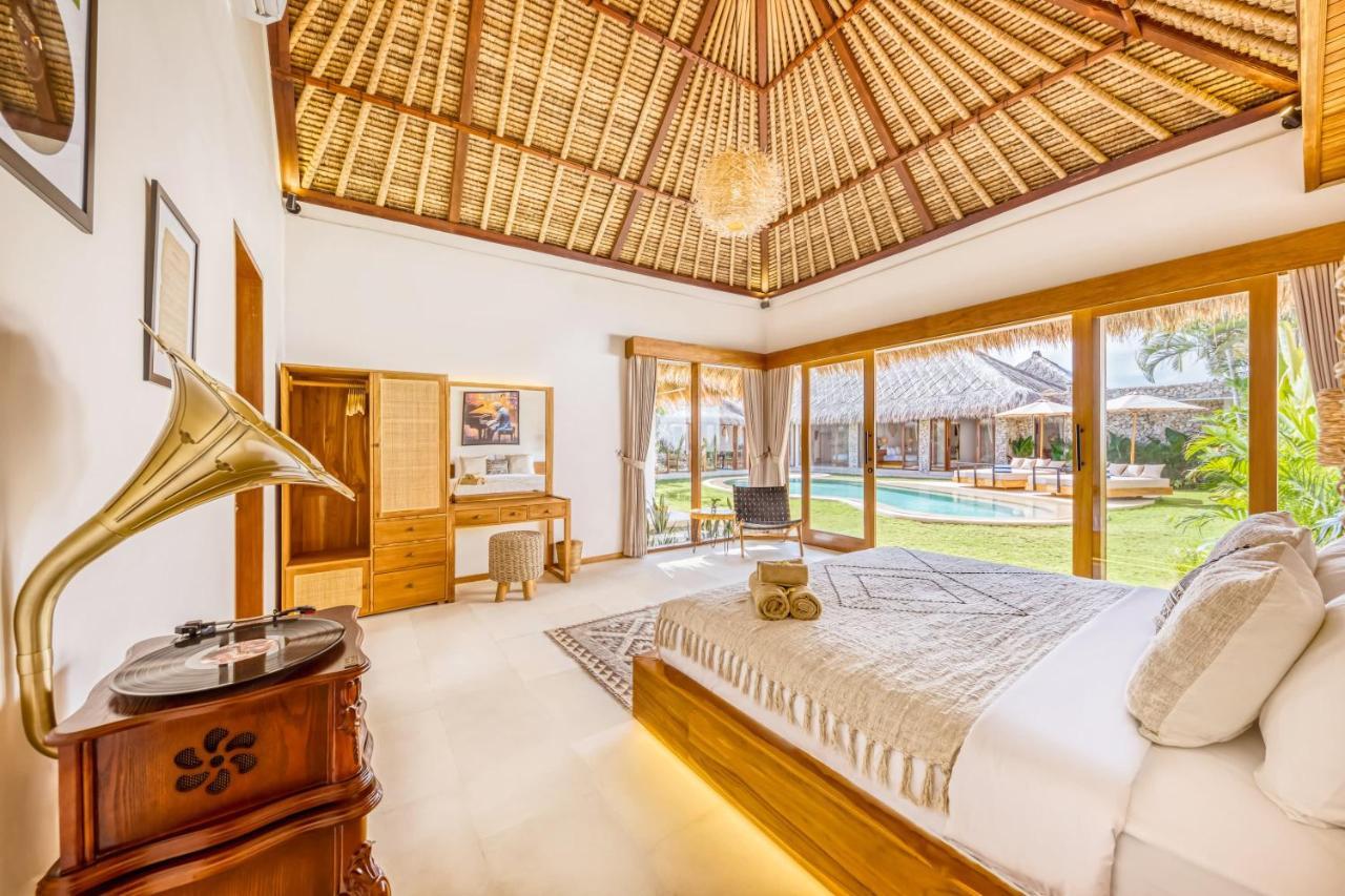 Villa Tango - New Luxurious 7bdr Prime Location Seminyak (Bali)